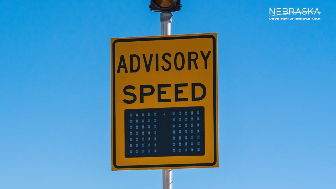NDOT Testing Variable Advisory Speed Signs on I-80 – KCSR / KBPY
