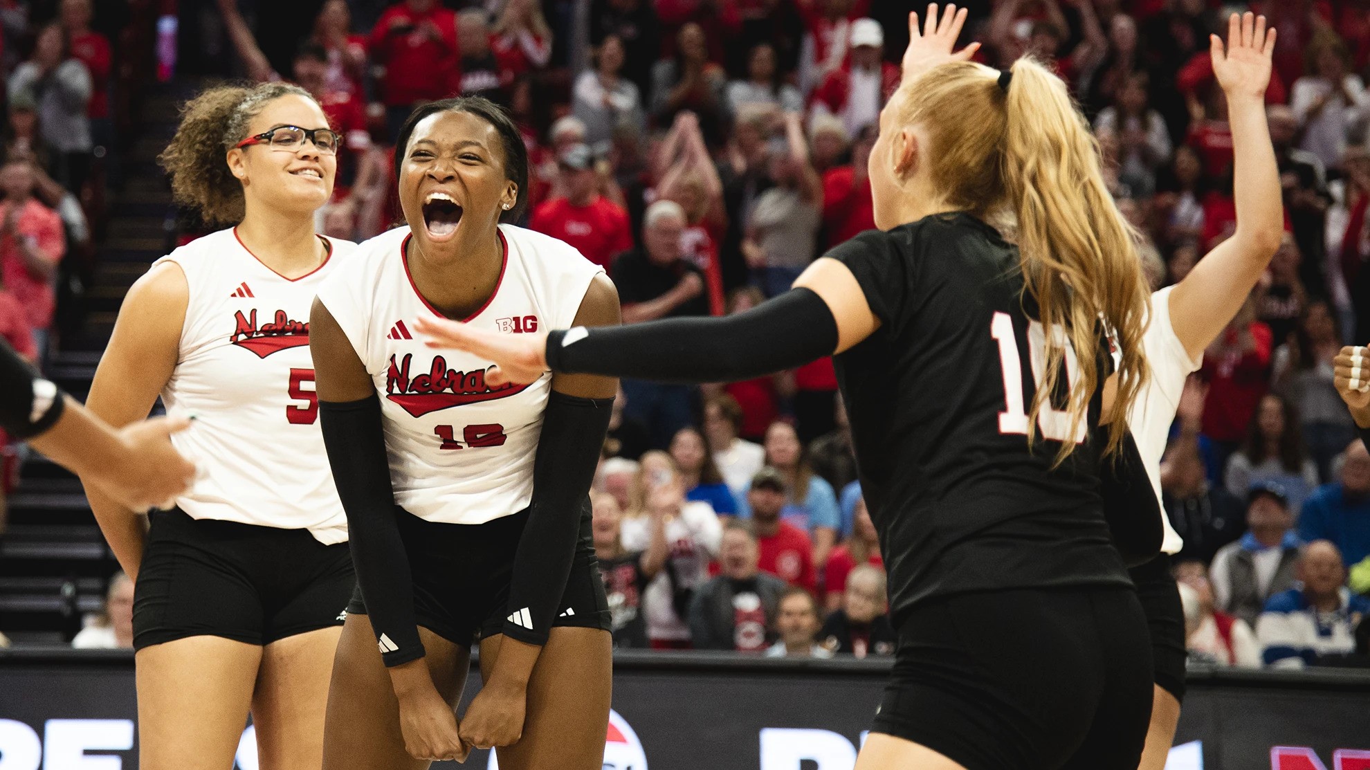 Spring Atd Huskers Sweep Jayhawks in Sold-Out Spring Scrimmage – KCSR / KBPY