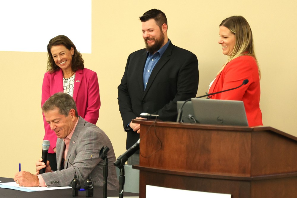 Governor Pillen Signs Executive Order Launching Good Life, Great ...