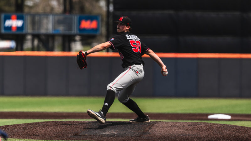 No. 20 Huskers Blank Illinois Behind Blachowicz Gem to Claim Series