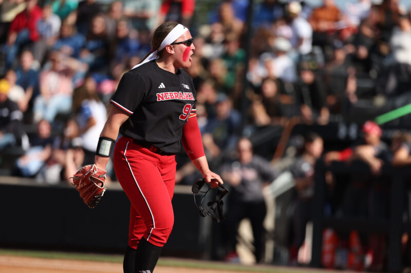 Huskers Advance to Big Ten Championship