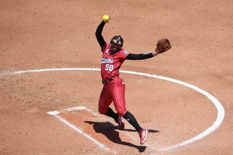 Huskers’ Season Ends at Women’s College World Series