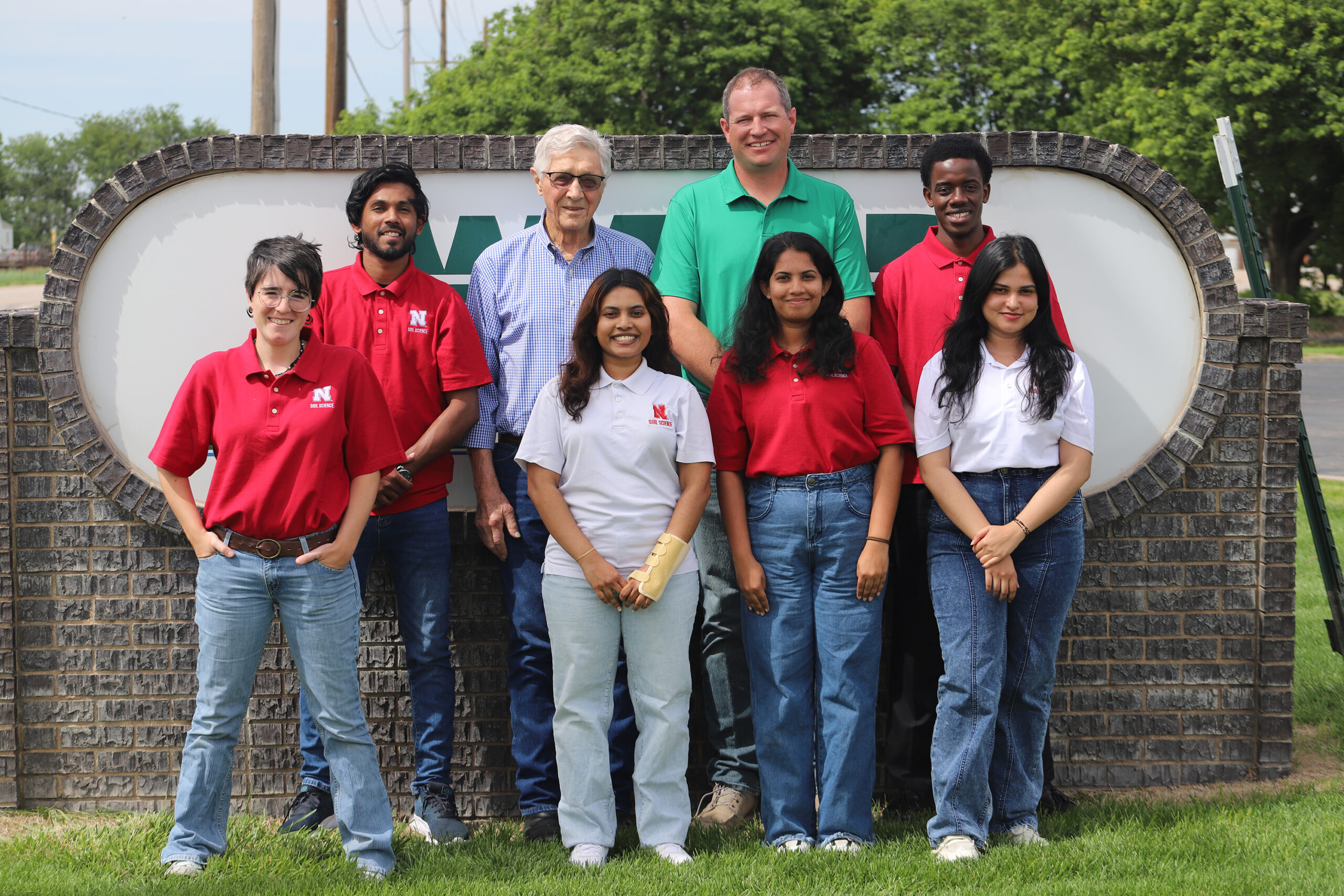 Ward Laboratories From Soil Samples to Management Decisions: UNL Students Explore Ward ...